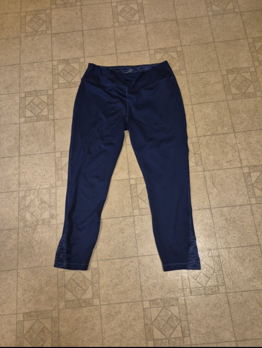 Vineyard Vines Navy Blue Performance Crop Leggings Size L